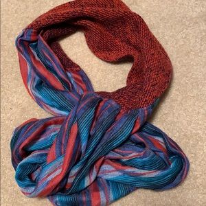 Infinity scarf